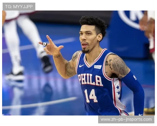 丹尼·格林的三分能力多次在季后赛中为球队稳定局势